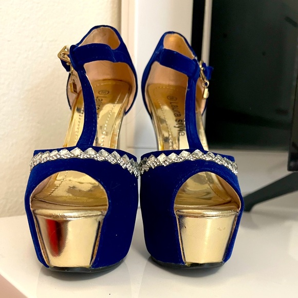 Shoes - Picture 3 of 3